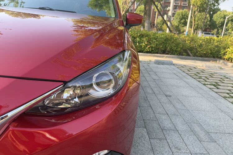 Used Mazda 3 Axela 2016 Sedan 1.5L Automatic Prestige Model Exterior 2