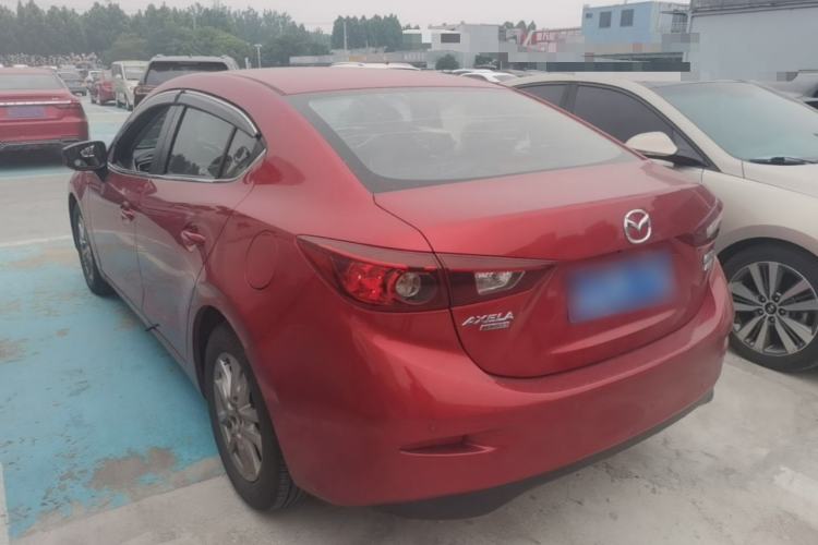 Used Mazda 3 Axela 2016 Sedan 1.5L Automatic Luxury Model Exterior 2