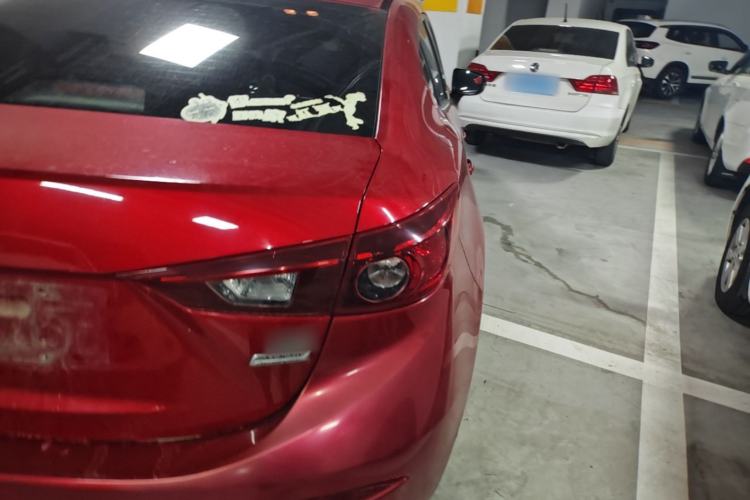 Used Mazda 3 Axela 2016 Sedan 1.5L Manual Comfort Model Exterior 3