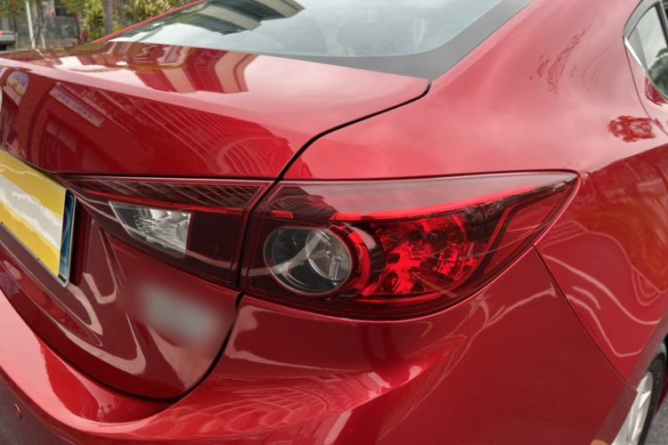 Used Mazda 3 Axela 2016 Sedan 1.5L Automatic Comfort Model Exterior 4