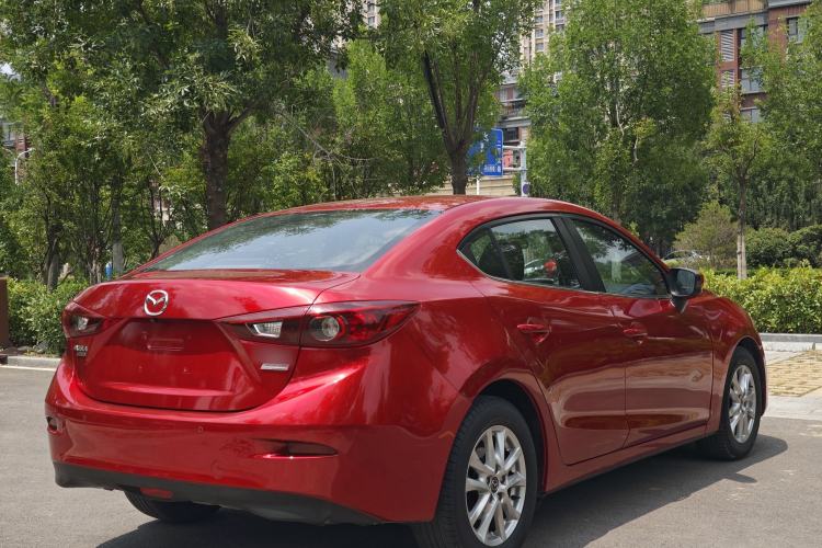 Used Mazda 3 Axela 2016 Sedan 1.5L Automatic Luxury Model Exterior 4