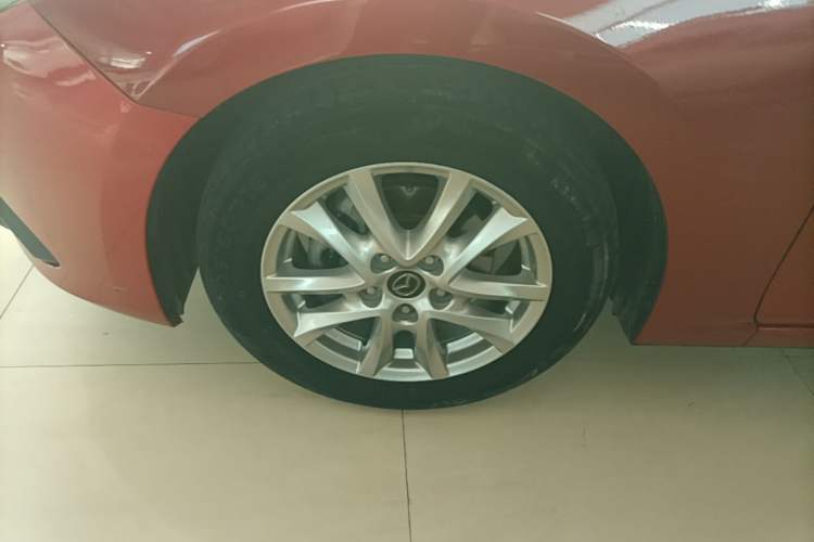 Used Mazda 3 Axela 2016 Sedan 1.5L Automatic Comfort Model Exterior 4