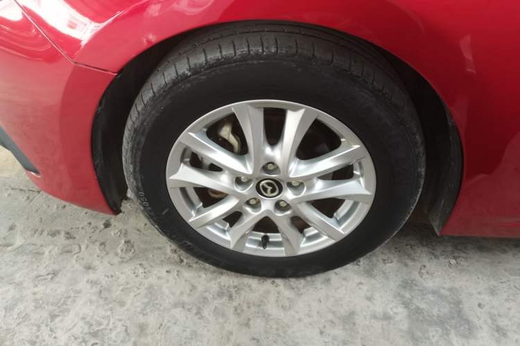 Used Mazda 3 Axela 2016 Sedan 1.5L Automatic Comfort Model Exterior 4