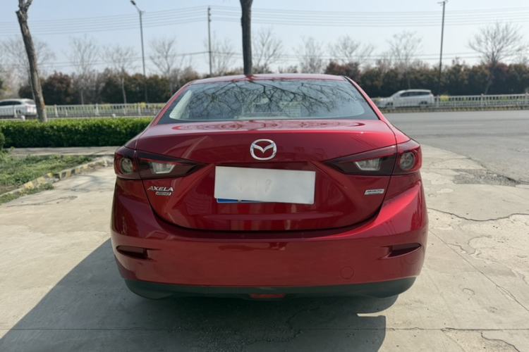 Used Mazda 3 Axela 2016 Sedan 1.5L Manual Comfort Model Exterior 4