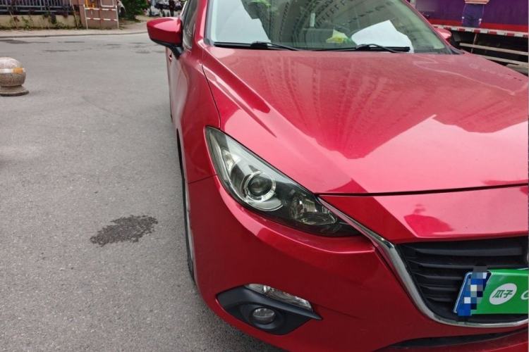 Used Mazda 3 Axela 2016 Sedan 1.5L Automatic Comfort Model Exterior 4