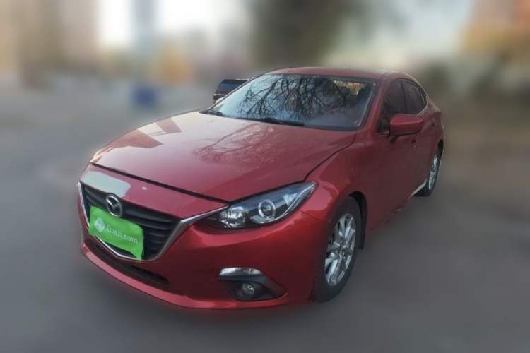 Used Mazda 3 Axela 2016 Sedan 1.5L Automatic Luxury Model Exterior 5