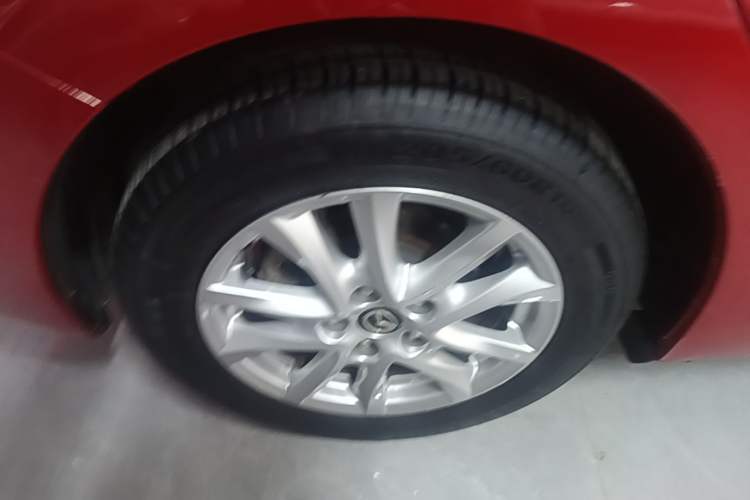 Used Mazda 3 Axela 2016 Sedan 1.5L Automatic Comfort Model Exterior 5
