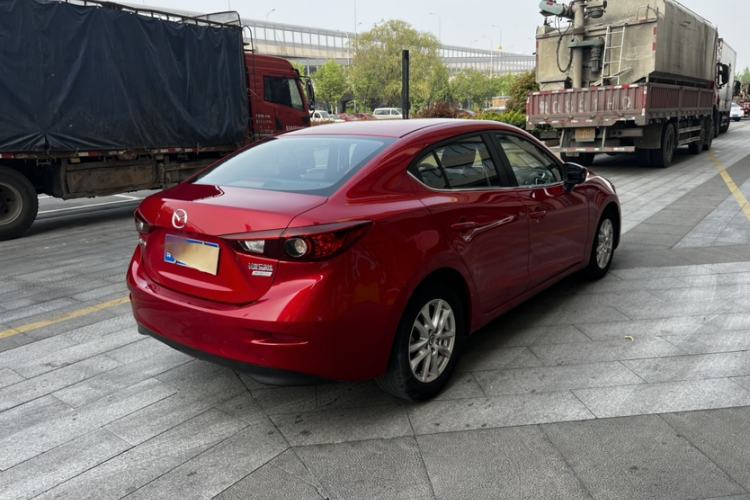 Used Mazda 3 Axela 2016 Sedan 1.5L Automatic Luxury Model Exterior 6