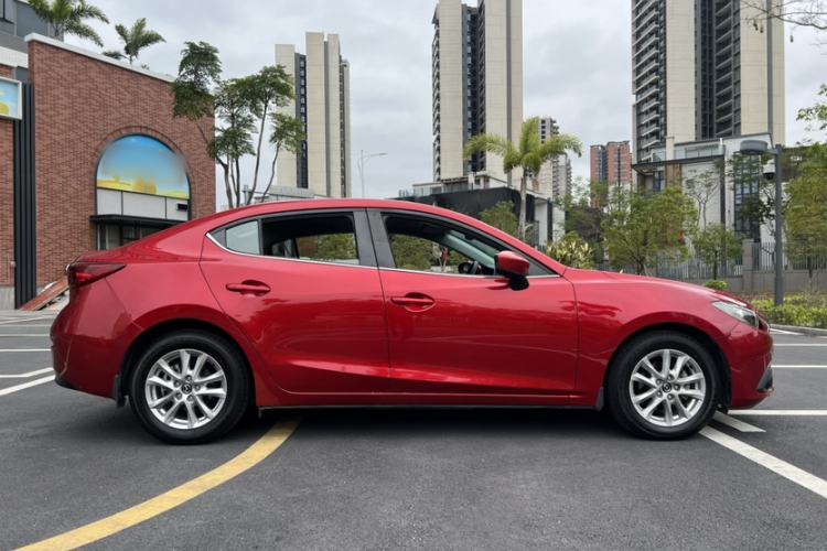 Used Mazda 3 Axela 2016 Sedan 1.5L Automatic Comfort Model Exterior 7