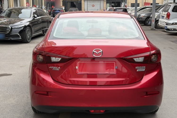 Used Mazda 3 Axela 2016 Sedan 1.5L Automatic Luxury Model Exterior 7