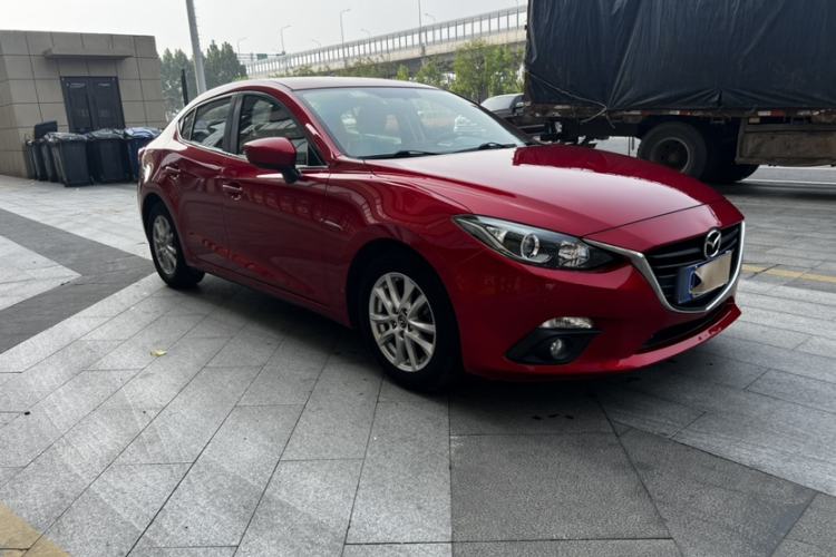 Used Mazda 3 Axela 2016 Sedan 1.5L Automatic Luxury Model Exterior 8