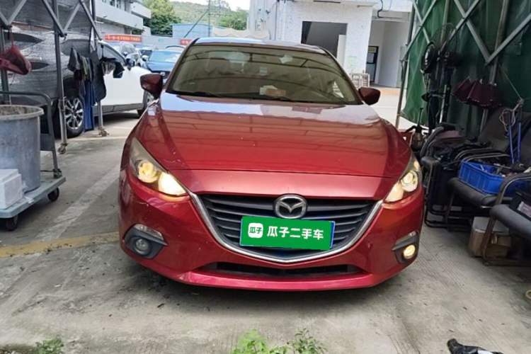 Used Mazda 3 Axela 2016 Sedan 1.5L Automatic Comfort Model Front