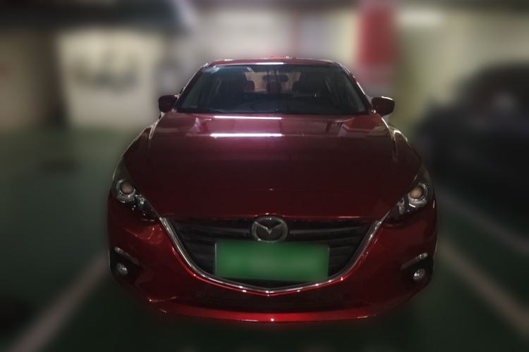 Used Mazda 3 Axela 2016 Sedan 1.5L Automatic Luxury Model Front