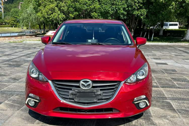 Used Mazda 3 Axela 2016 Sedan 1.5L Automatic Comfort Model Front
