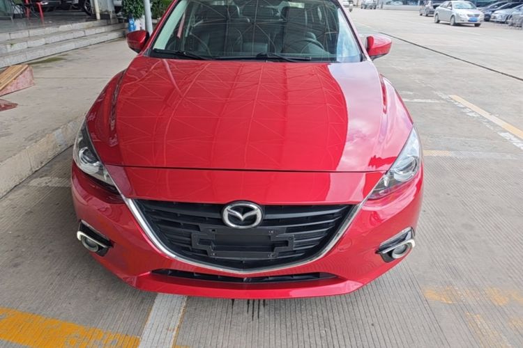 Used Mazda 3 Axela 2016 Sedan 1.5L Automatic Luxury Model Front