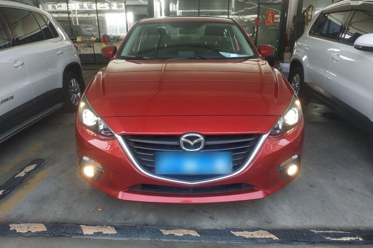 Used Mazda 3 Axela 2016 Sedan 1.5L Automatic Luxury Model Front