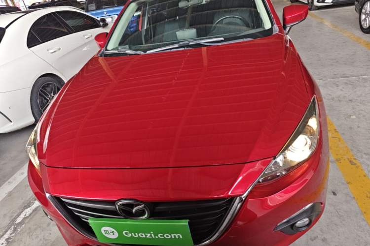 Used Mazda 3 Axela 2016 Sedan 1.5L Automatic Luxury Model Front