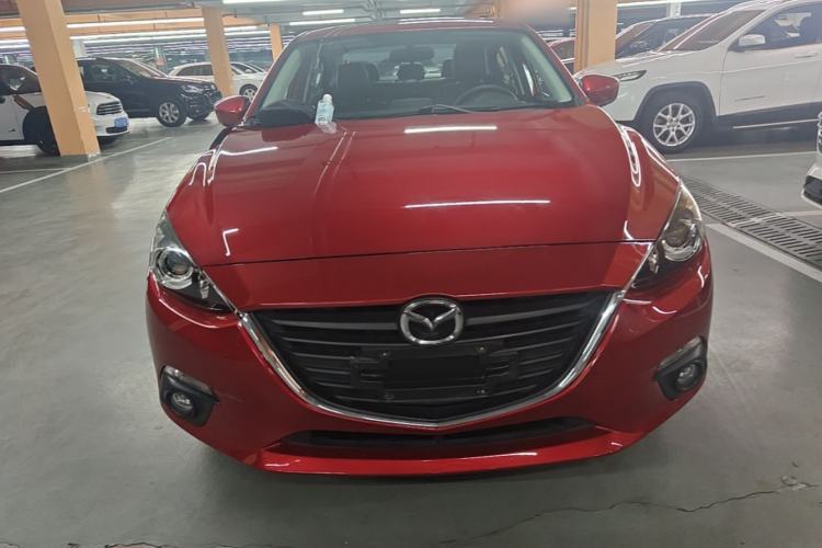 Used Mazda 3 Axela 2016 Sedan 1.5L Automatic Luxury Model Front