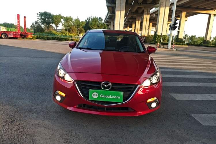Used Mazda 3 Axela 2016 Sedan 1.5L Automatic Luxury Model Front