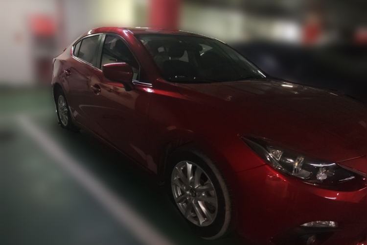 Used Mazda 3 Axela 2016 Sedan 1.5L Automatic Luxury Model Front Right 45 Deg