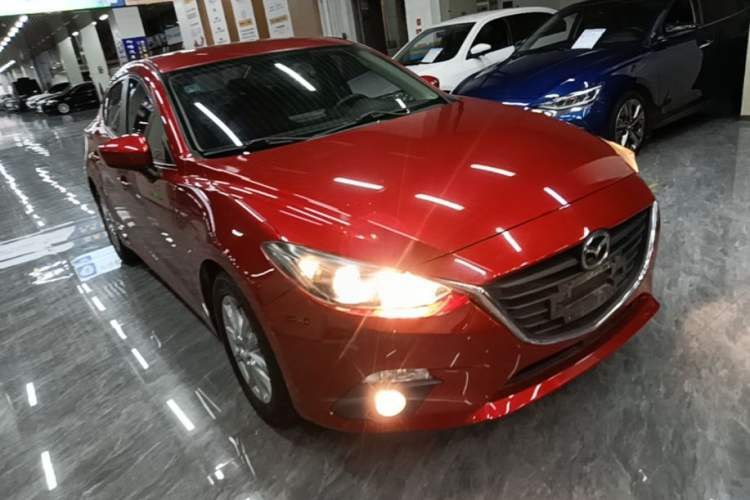 Used Mazda 3 Axela 2016 Sedan 1.5L Automatic Comfort Model Front Right 45 Deg