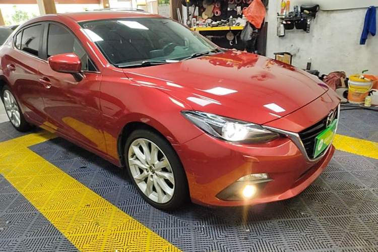 Used Mazda 3 Axela 2016 Sedan 2.0L Automatic Sport Model Front Right 45 Deg