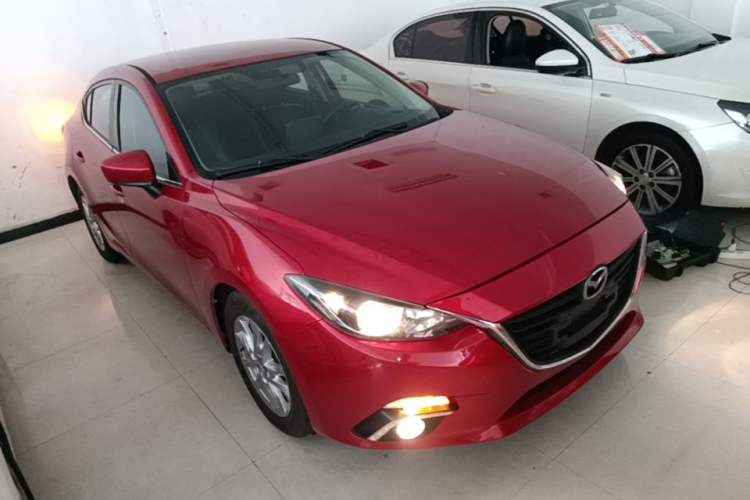 Used Mazda 3 Axela 2016 Sedan 1.5L Automatic Comfort Model Front Right 45 Deg