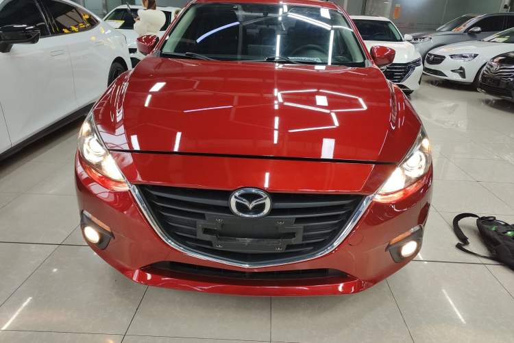 Used Mazda 3 Axela 2016 Sedan 1.5L Automatic Comfort Model Front