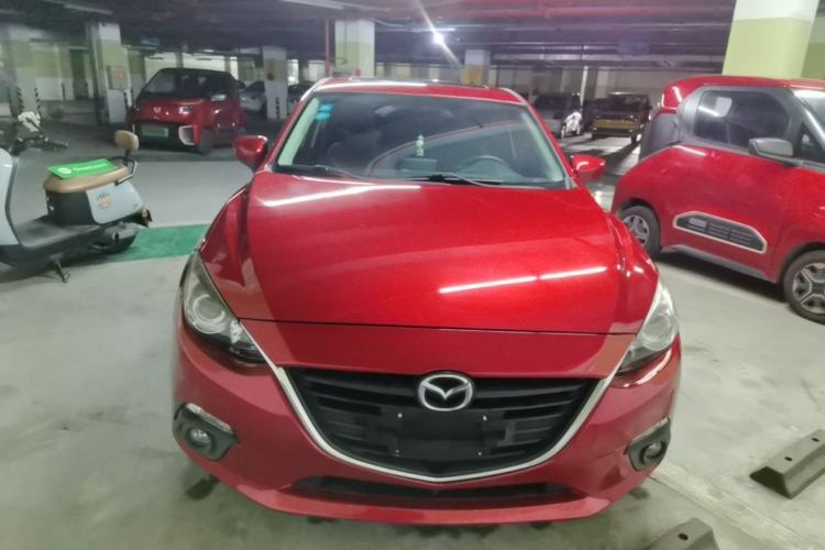 Used Mazda 3 Axela 2016 Sedan 1.5L Automatic Luxury Model Front
