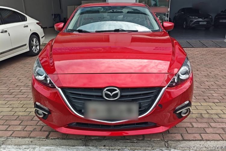 Used Mazda 3 Axela 2016 Sedan 1.5L Automatic Luxury Model Front