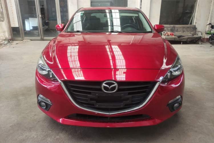 Used Mazda 3 Axela 2016 Sedan 1.5L Automatic Luxury Model Front