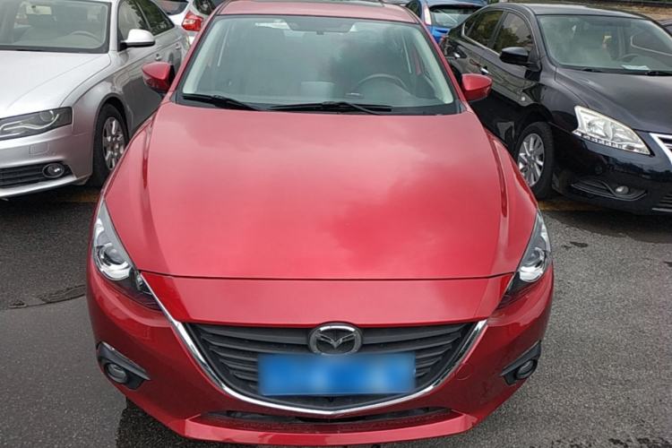 Used Mazda 3 Axela 2016 Sedan 1.5L Automatic Luxury Model Front