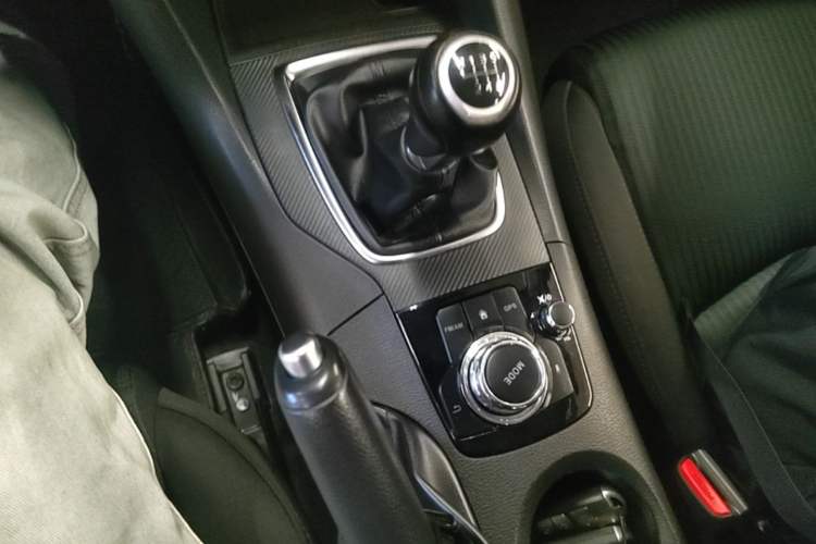 Used Mazda 3 Axela 2016 Sedan 1.5L Manual Comfort Model Gear Lever