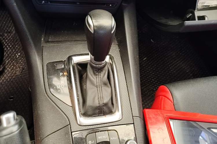 Used Mazda 3 Axela 2016 Sedan 1.5L Automatic Comfort Model Gear Lever