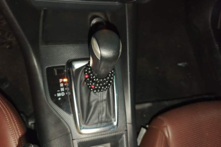 Used Mazda 3 Axela 2016 Sedan 1.5L Automatic Comfort Model Gear Lever