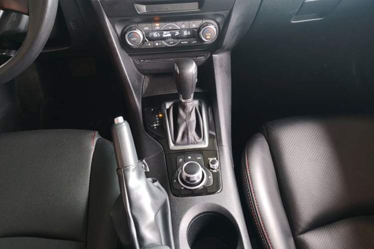 Used Mazda 3 Axela 2016 Sedan 1.5L Automatic Luxury Model Gear Lever