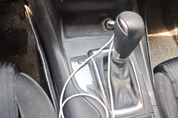 Used Mazda 3 Axela 2016 Sedan 1.5L Automatic Comfort Model Gear Lever