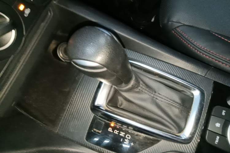 Used Mazda 3 Axela 2016 Sedan 1.5L Automatic Comfort Model Gear Lever