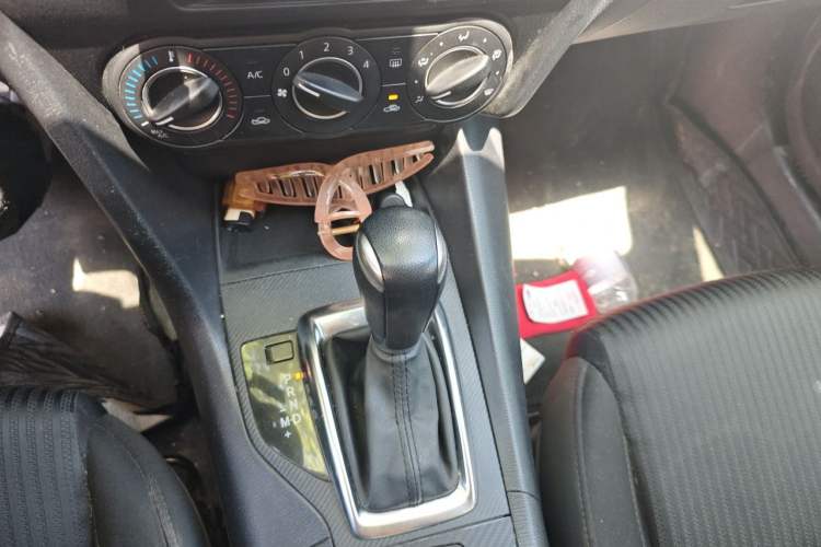 Used Mazda 3 Axela 2016 Sedan 1.5L Automatic Comfort Model Gear Lever
