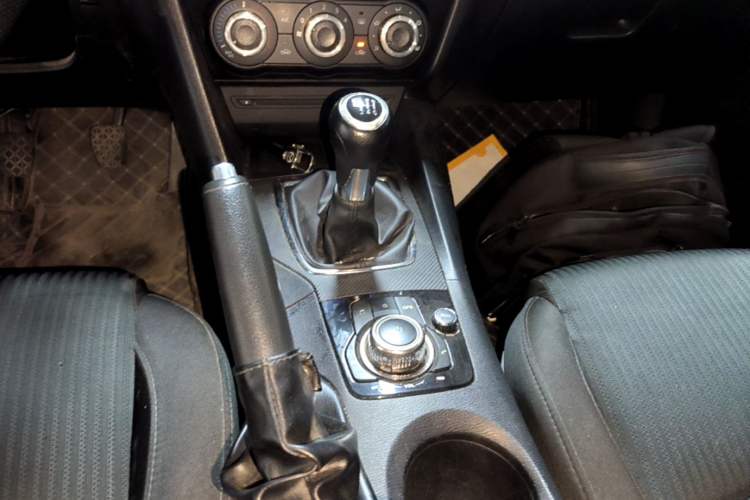 Used Mazda 3 Axela 2016 Sedan 1.5L Manual Comfort Model Gear Lever