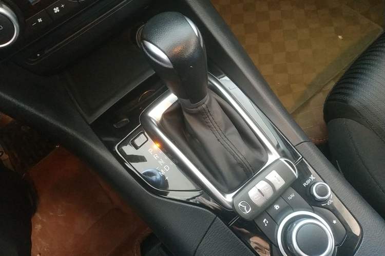 Used Mazda 3 Axela 2016 Sedan 1.5L Automatic Luxury Model Gear Lever