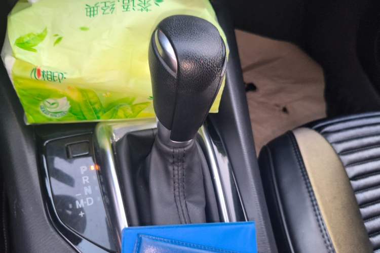 Used Mazda 3 Axela 2016 Sedan 1.5L Automatic Luxury Model Gear Lever