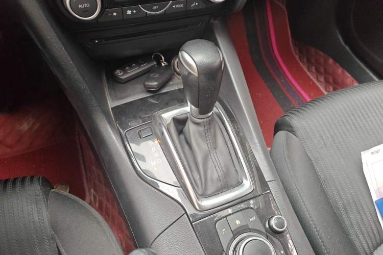Used Mazda 3 Axela 2016 Sedan 1.5L Automatic Luxury Model Gear Lever