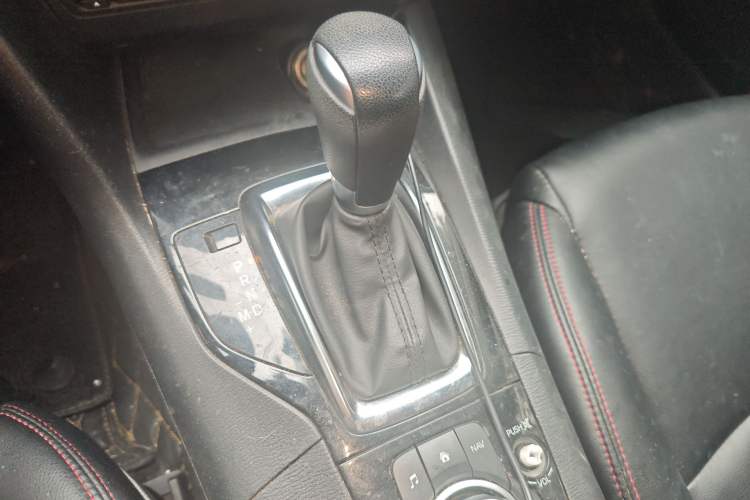 Used Mazda 3 Axela 2016 Hatchback 1.5L Automatic Luxury Model Gear Lever
