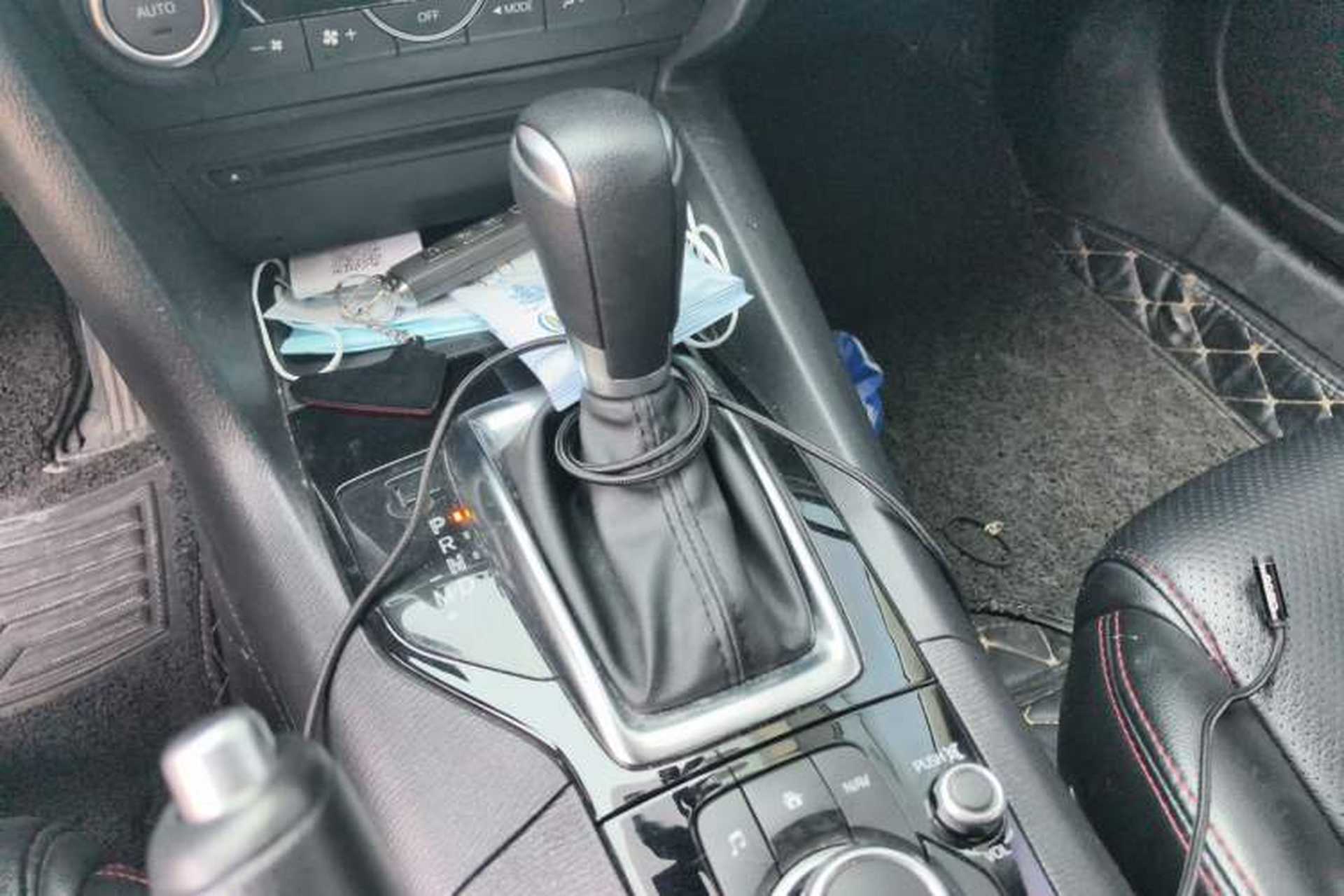 Used Mazda 3 Axela 2016 Sedan 1.5L Automatic Luxury Model Gear Lever