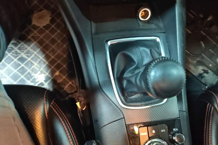 Used Mazda 3 Axela 2016 Sedan 1.5L Manual Comfort Model Gear Lever