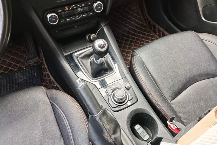 Used Mazda 3 Axela 2016 Sedan 1.5L Manual Luxury Model Gear Lever
