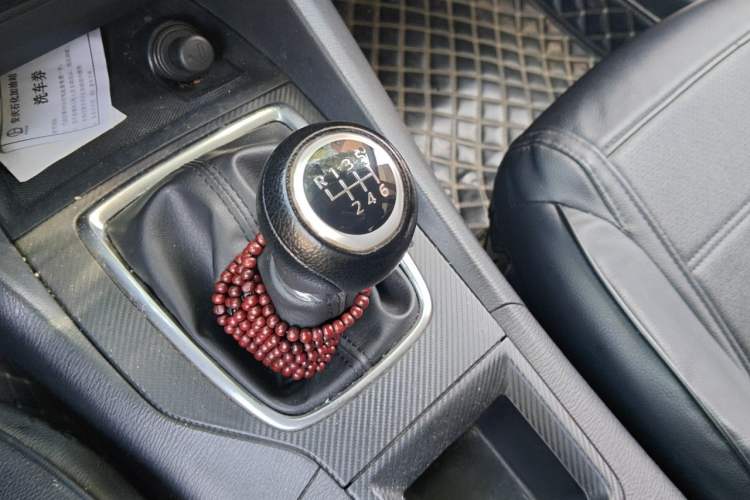 Used Mazda 3 Axela 2016 Sedan 1.5L Manual Comfort Model Gear Lever