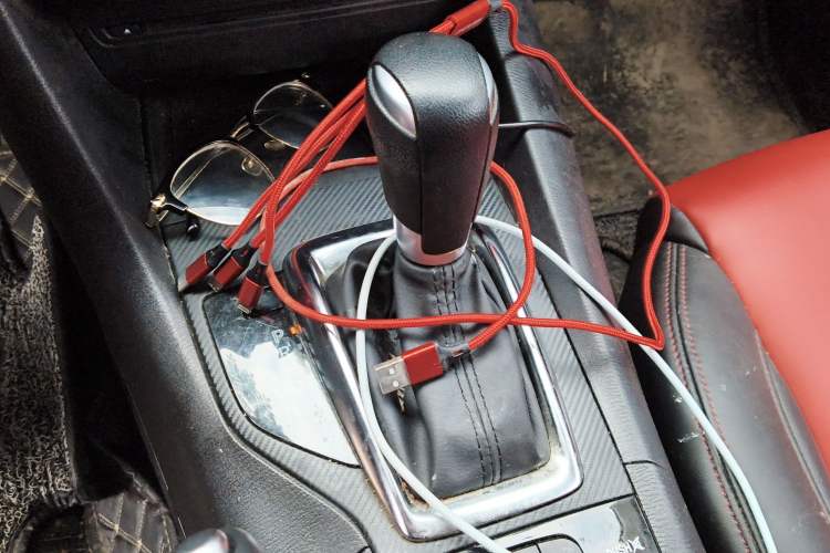 Used Mazda 3 Axela 2016 Sedan 1.5L Automatic Comfort Model Gear Lever