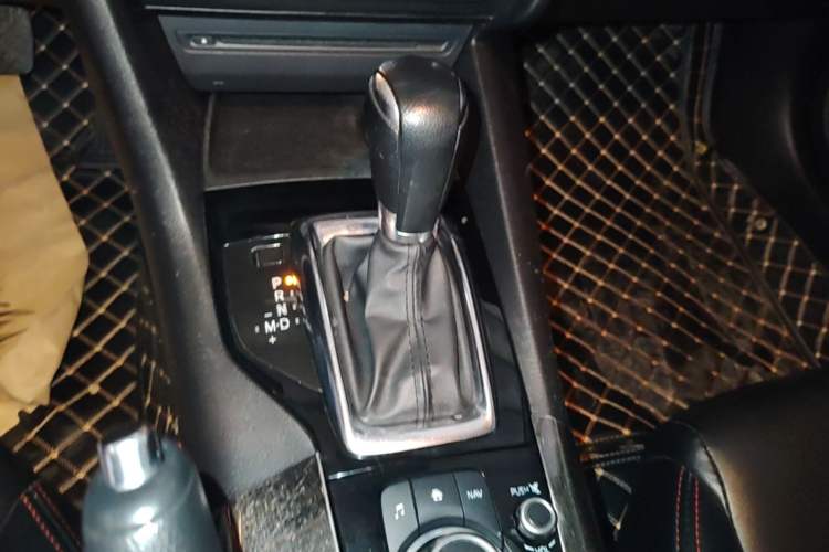 Used Mazda 3 Axela 2016 Sedan 1.5L Automatic Luxury Model Gear Lever
